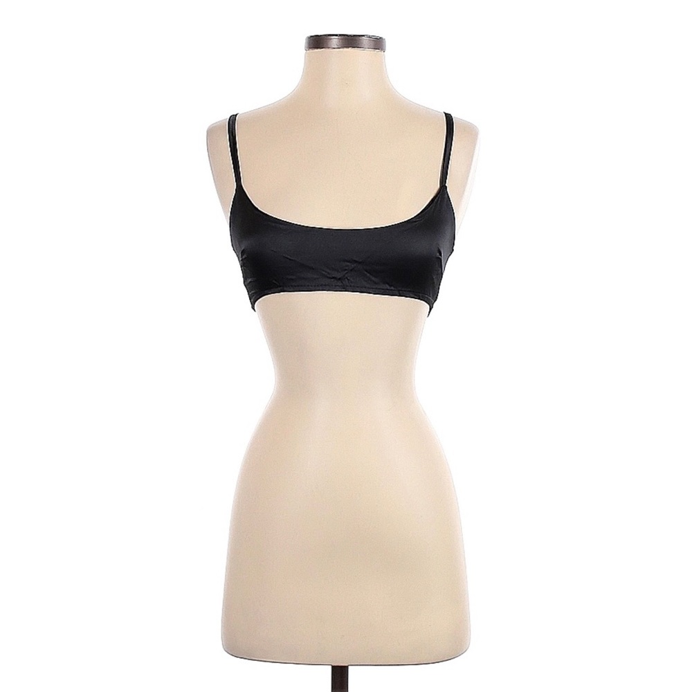 NWT PrettyLittleThing Solid Black Plunge Crop Bralette with Back Zipper Size 4